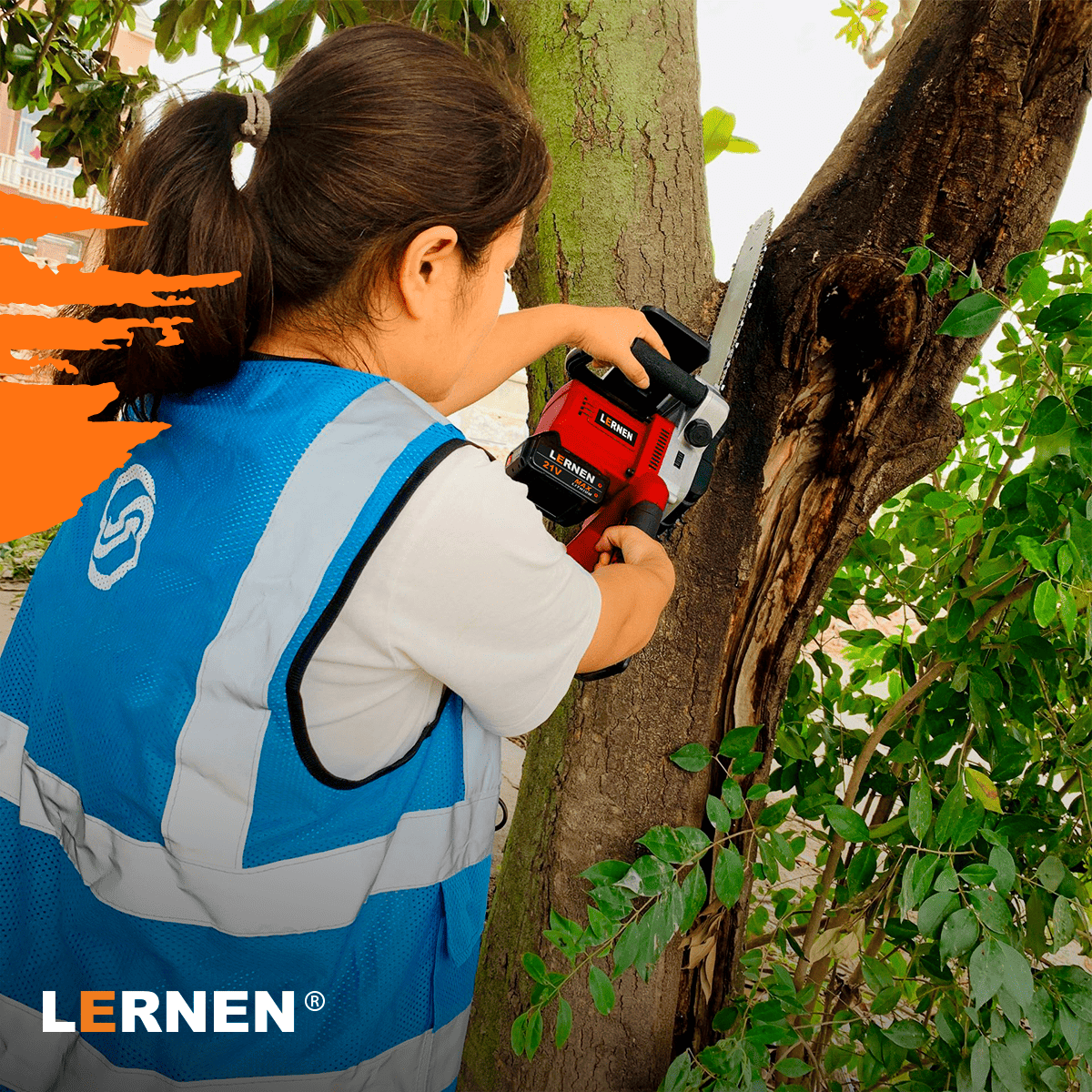 Motosierra Podadora Inalámbrica 16'' + 2 Baterías + Cadenas Lernen